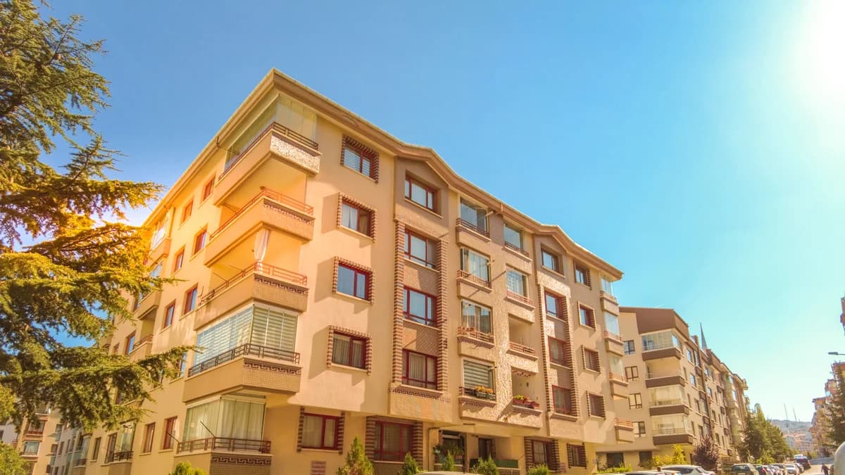 Işıl Apartmanı