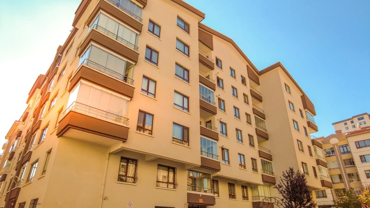 Selvi Apartmanı